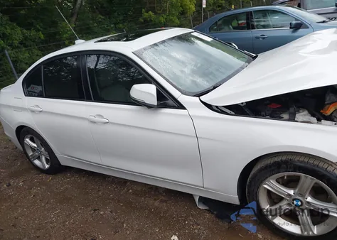 2015 BMW 328 Xi Sulev из США, поврежденный, VIN WBA3B5G53FNS15693